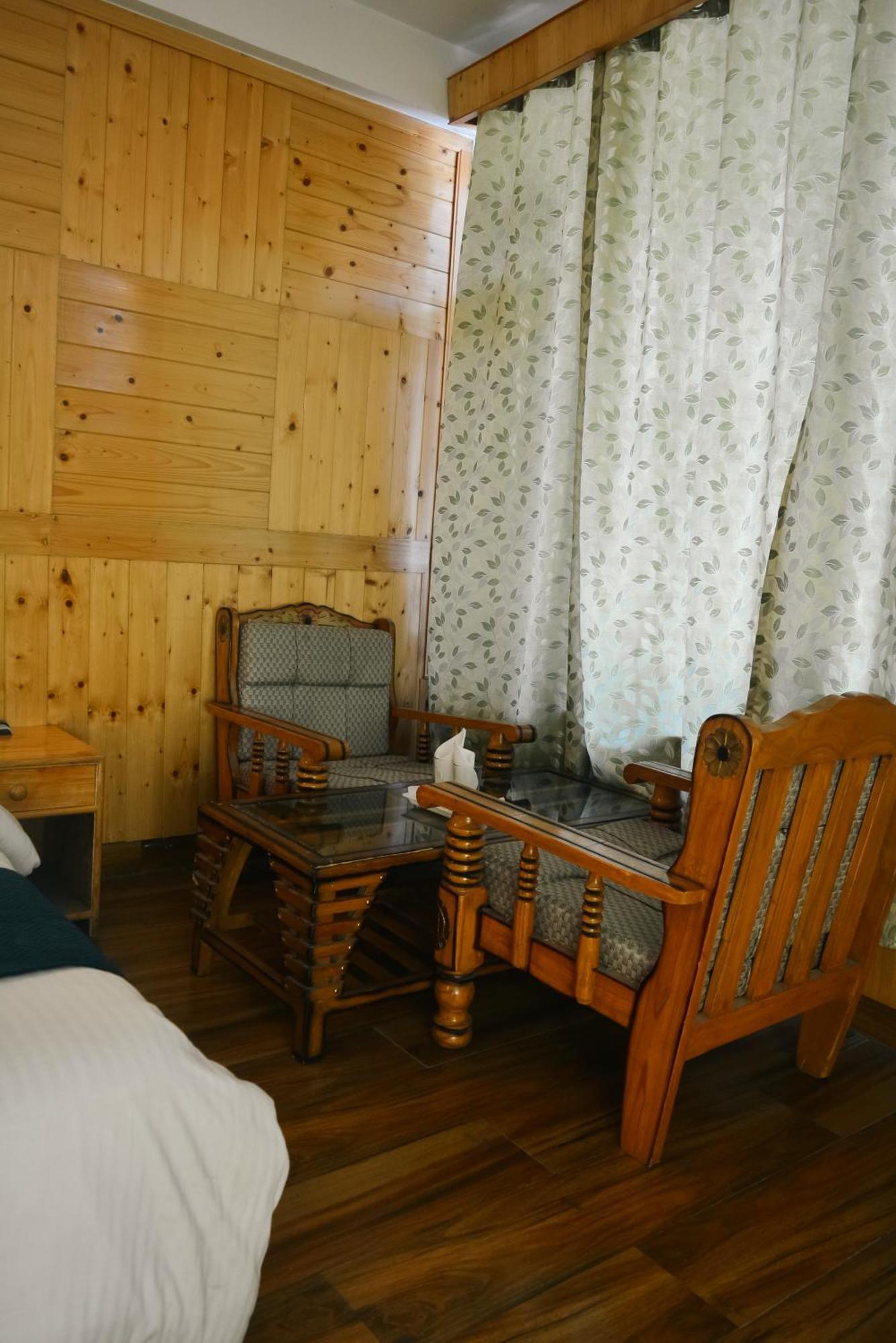 The Neelgiris Otel Manāli Dış mekan fotoğraf