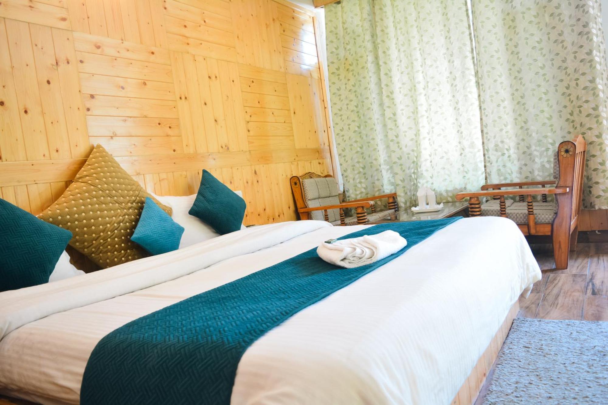 The Neelgiris Otel Manāli Dış mekan fotoğraf