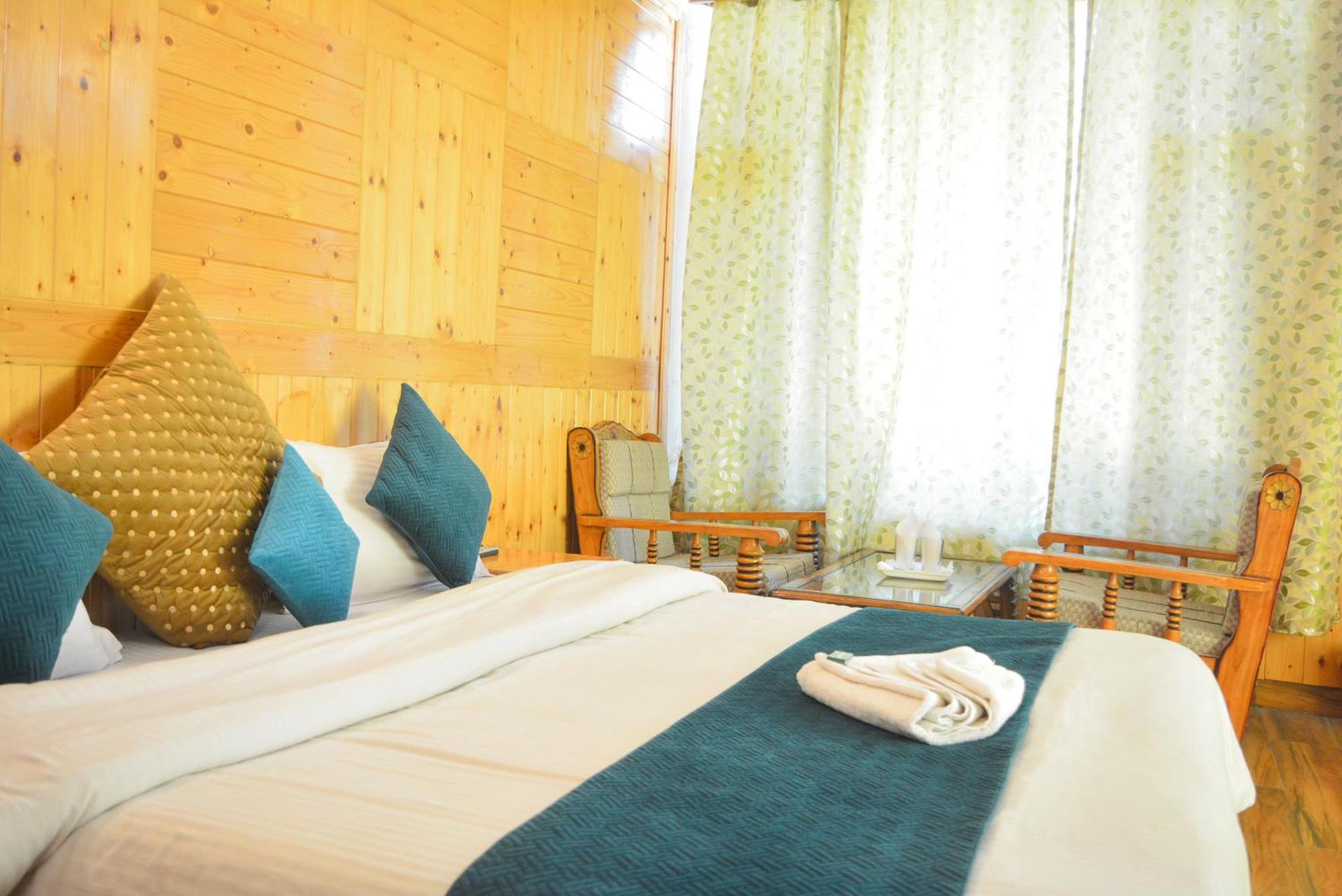 The Neelgiris Otel Manāli Dış mekan fotoğraf