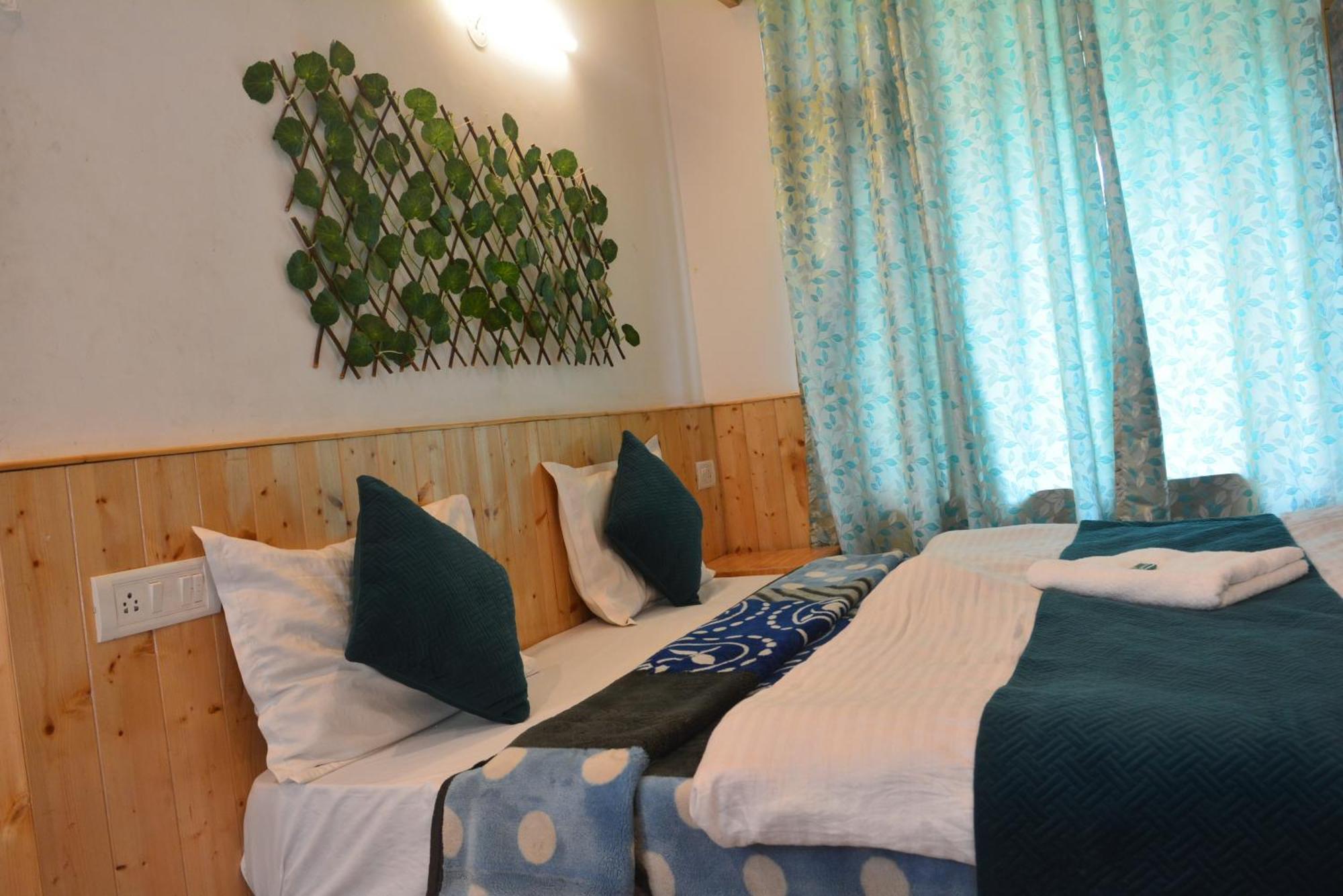 The Neelgiris Otel Manāli Dış mekan fotoğraf
