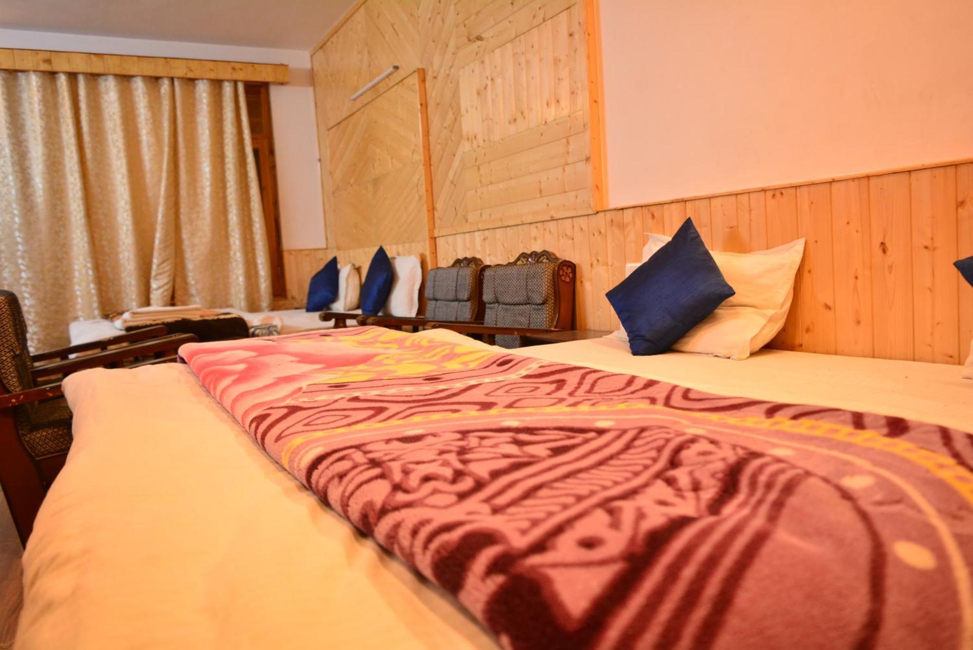 The Neelgiris Otel Manāli Dış mekan fotoğraf