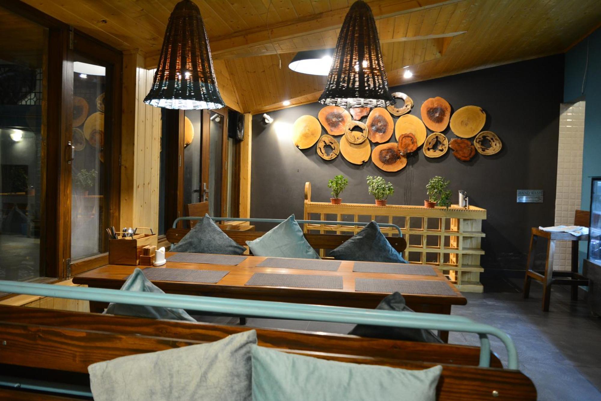 The Neelgiris Otel Manāli Dış mekan fotoğraf